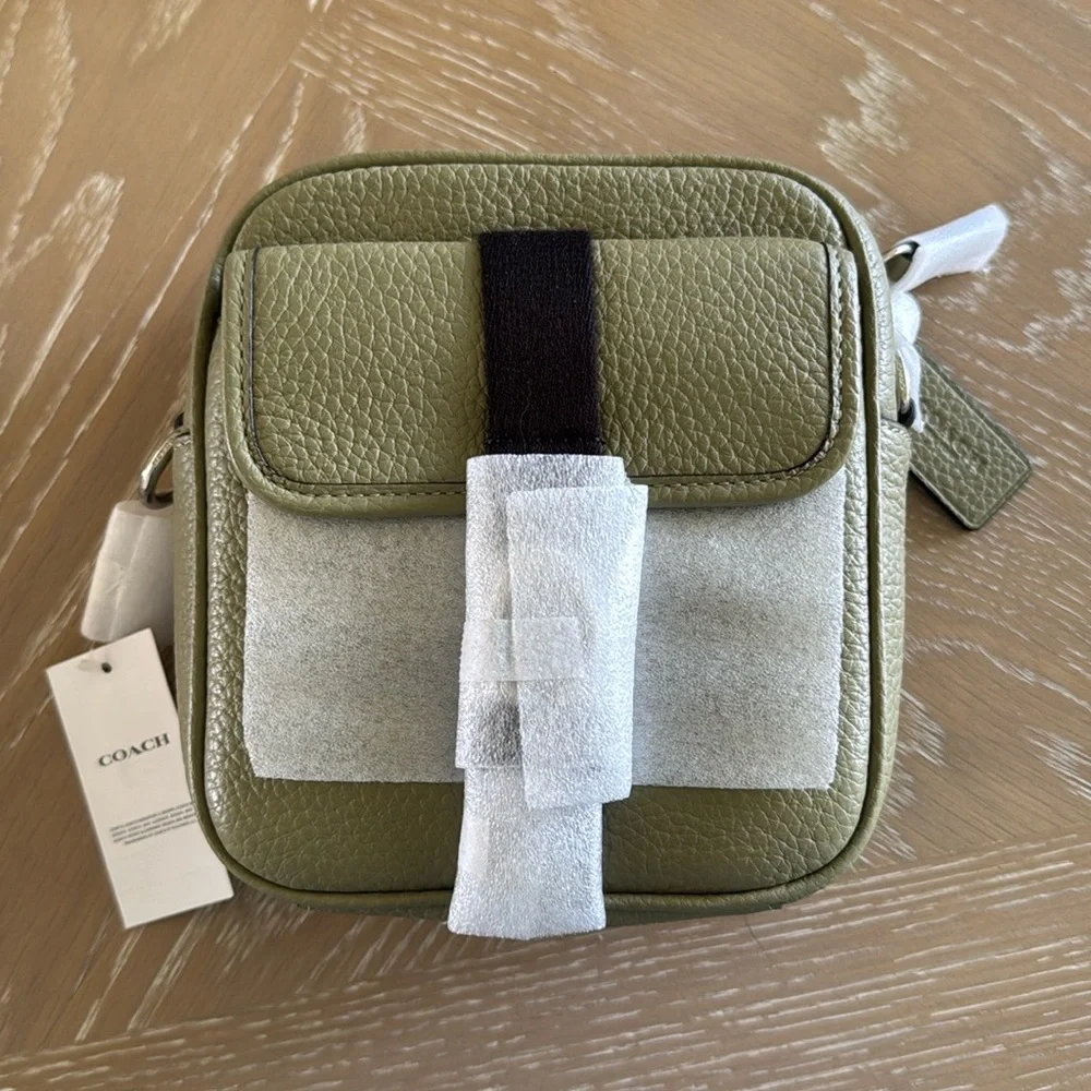 NWT Coach crossbody bag - Picture 1 of 6
